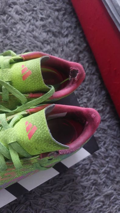 Ghete fotbal copii Predator