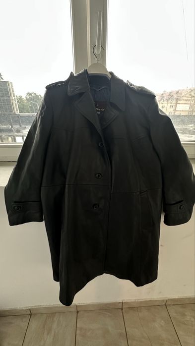 Haina de piele vintage originala romaneasca