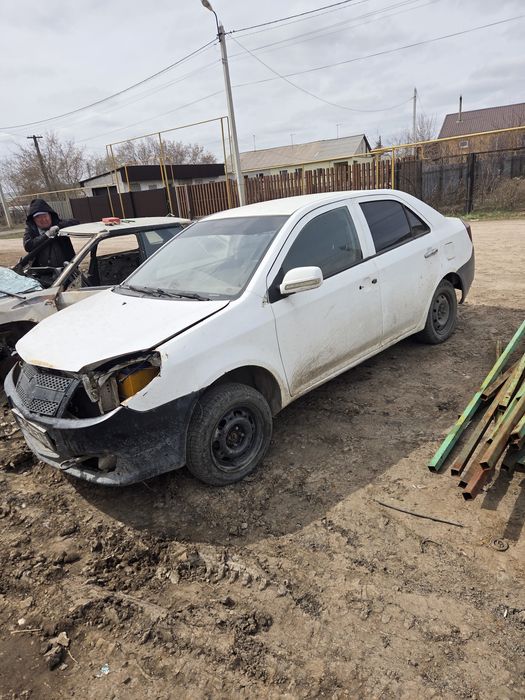 Продам авто по запчастям