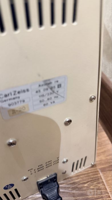 Микроскоп на продажу