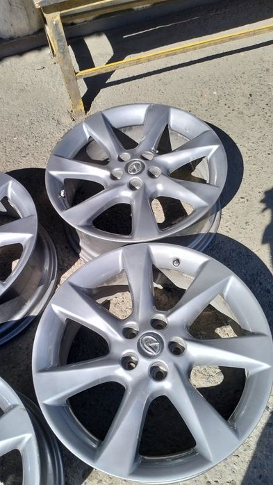 Продам диски Лексус RX 350
