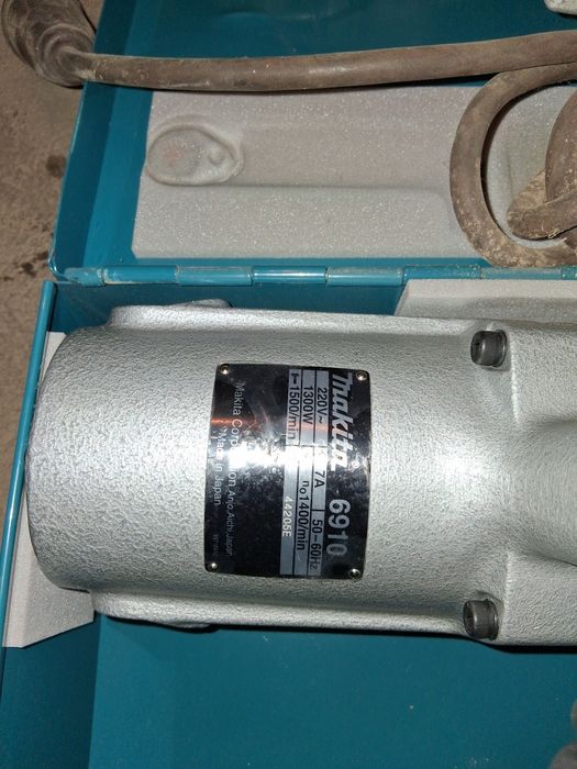 Ударен гайковер MAKITA