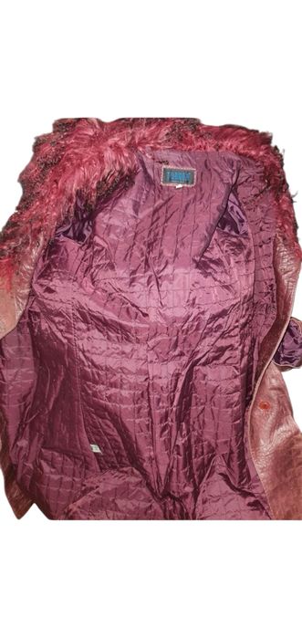 Palton burgundy de piele cu guler de blana naturala