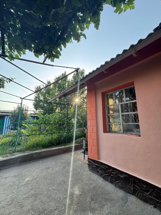 Продается  жилой дом с мебелью.