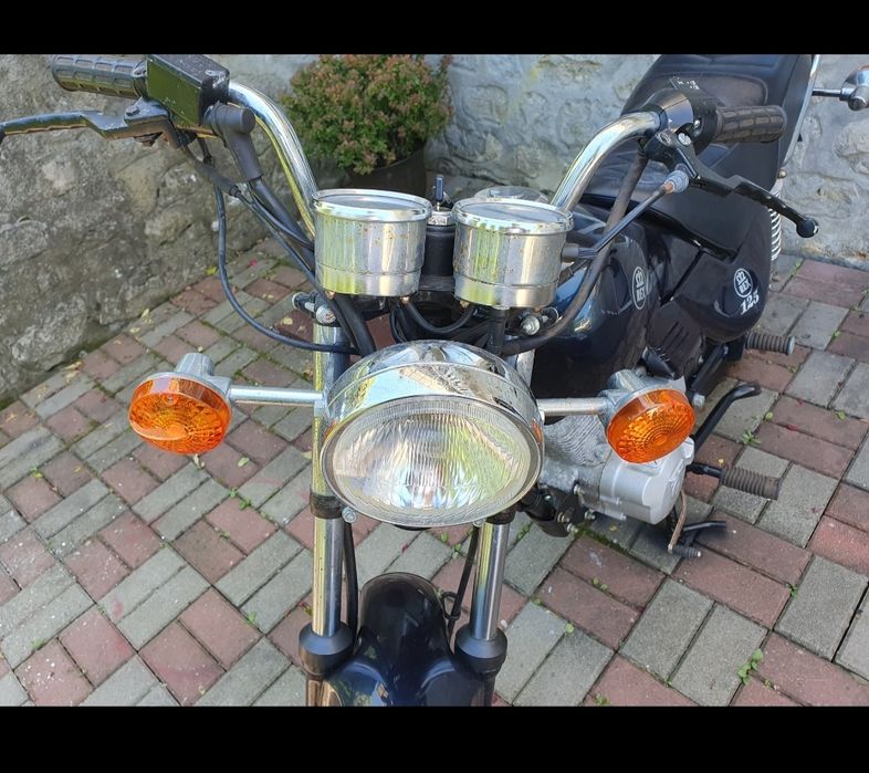 Vând Moto Crusier Clasic 125cc