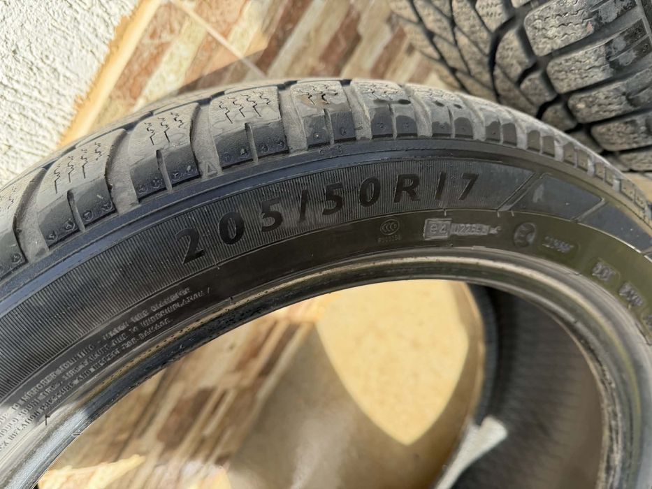 Гуми  пежо 307 R17.