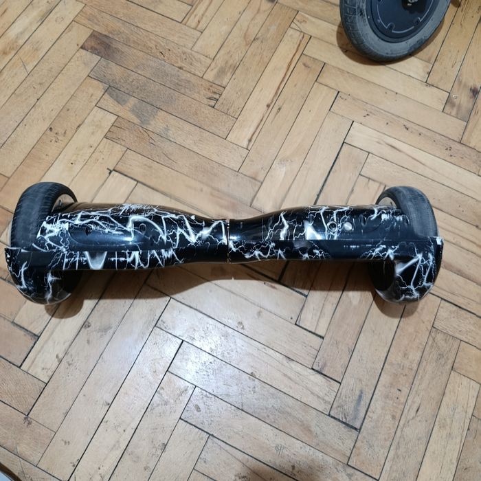 Продавам ховърборд