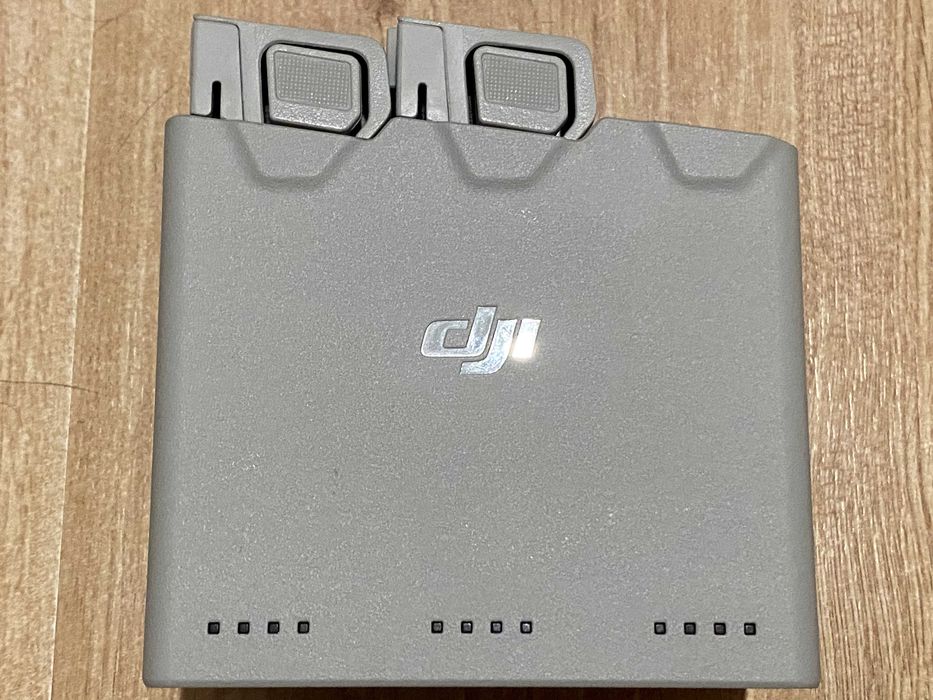 KIT pt DJI Mini 3 Mini 3 Pro Mini 4 Pro Fly More Combo HUB+2ACU+GEANTA