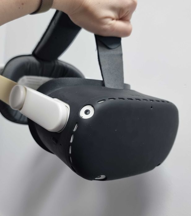 Шлем VR Oculus Quest 2