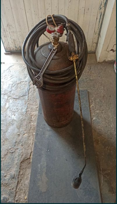 Горелка пропан балон.