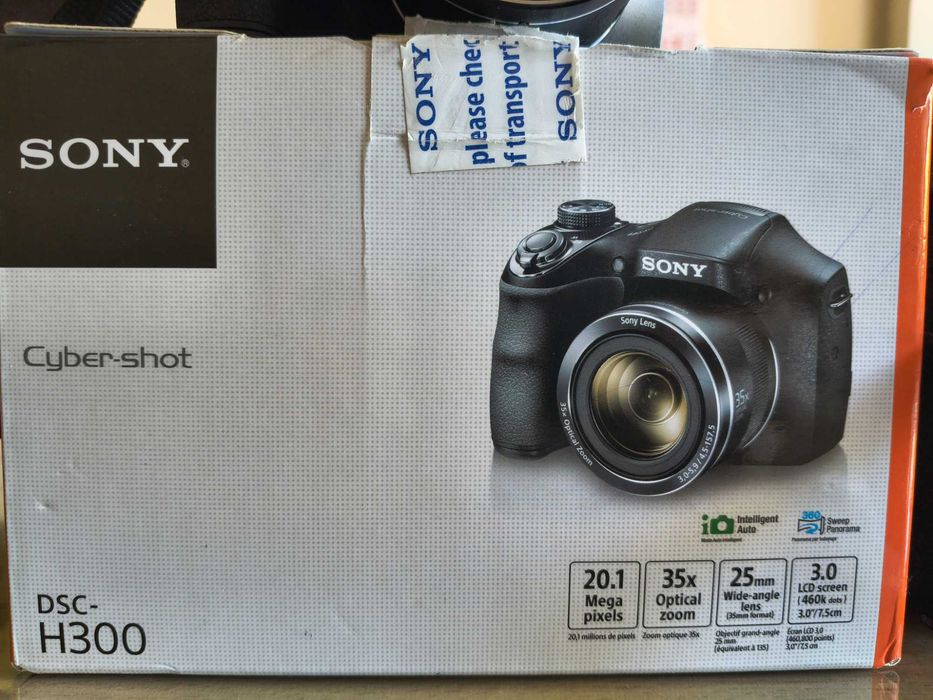 Фотоапарат Sony DSC-H300