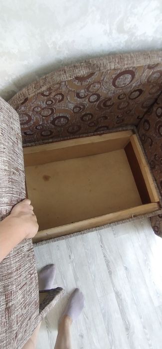 Продам кресло диван