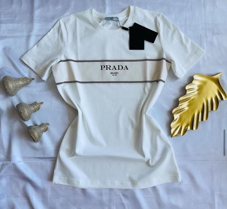 Намаление! Дамски тениски Dior