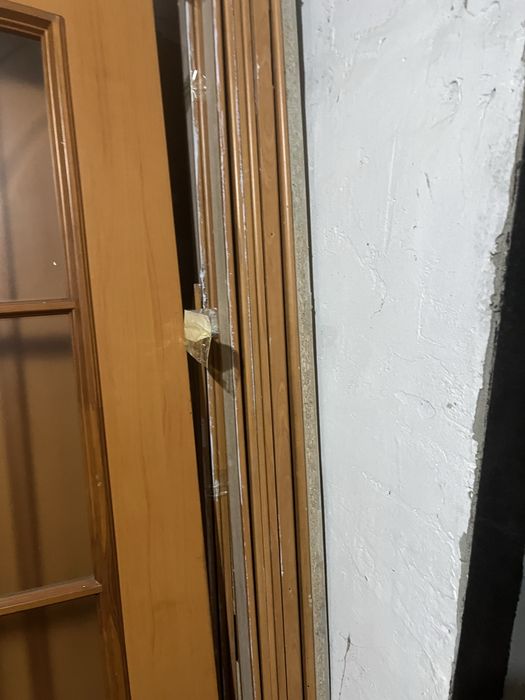 Продаю межкомнатные двери