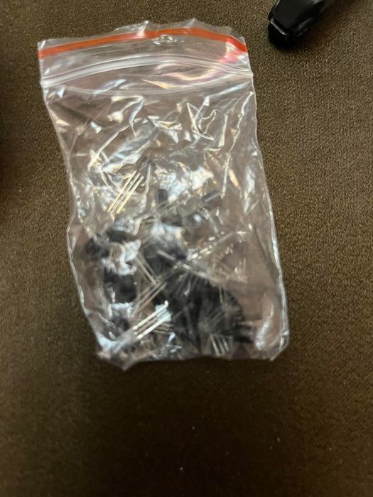 Електронни компоненти