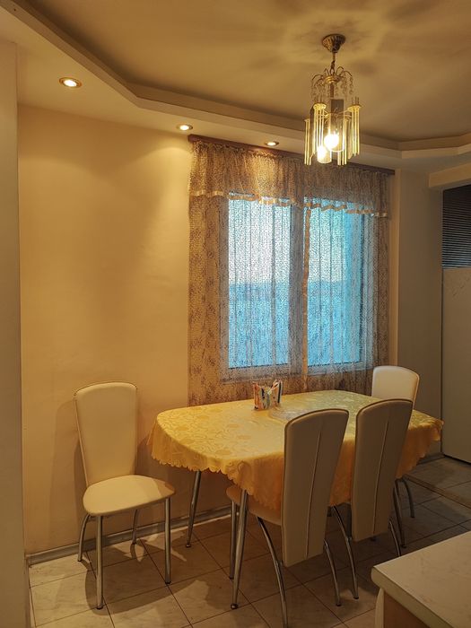 Продава се Двустаен апартамент в Плевен, Дружба 3 - 73 кв.м за 1439 €/кв.м - Снимка #12