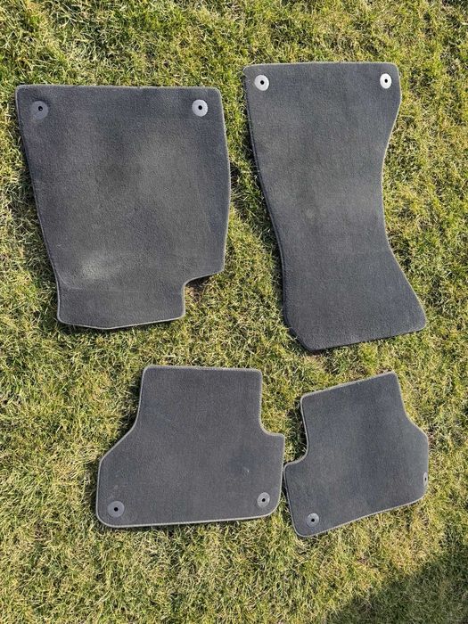 Presuri originale Audi A4 B9 sedan material textil