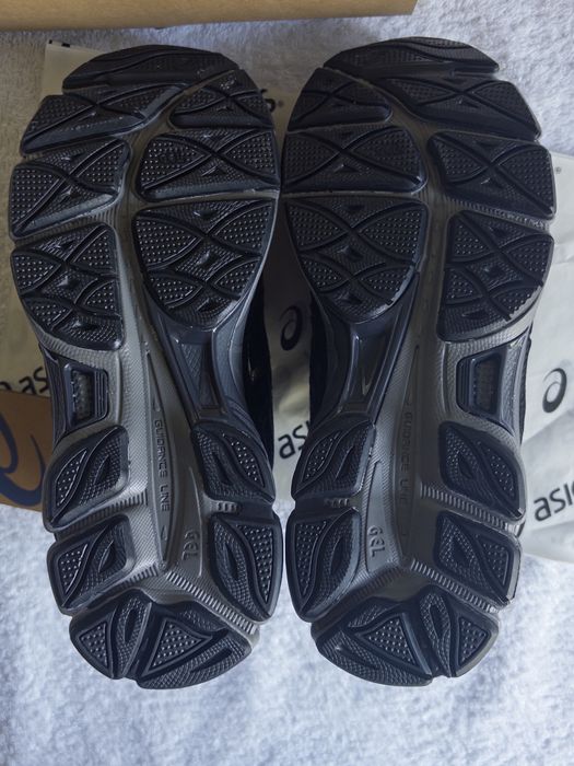 Asics Gel NYC black