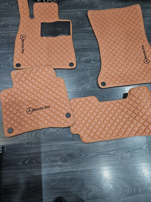 Кожени стелки  за Мерцедес W222 Long чисто нови