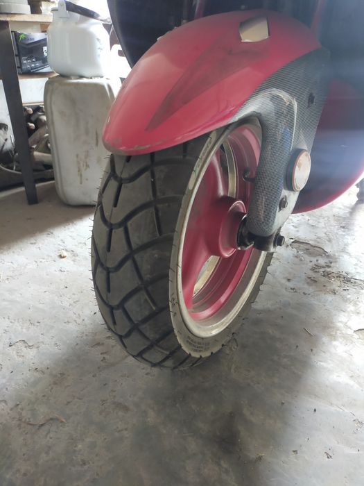 Продам скутер, мопед.