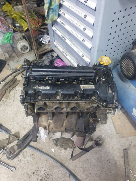 Матор на MG 350 1.5