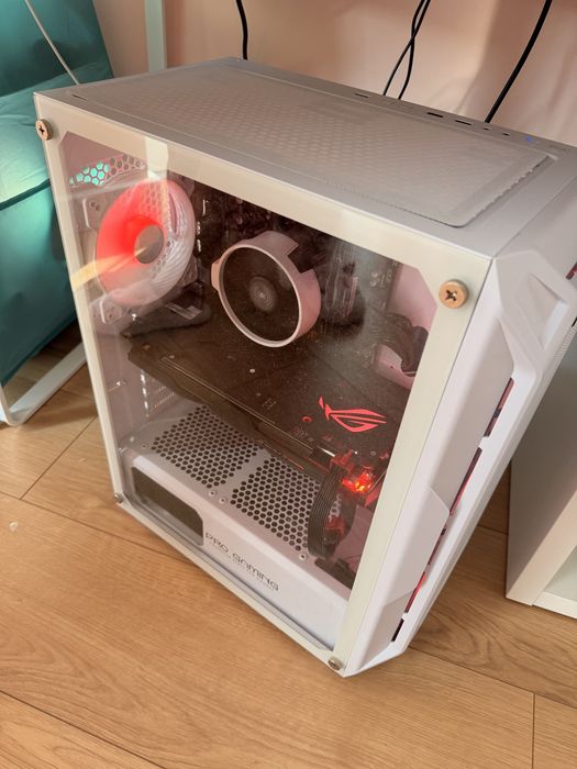 PC Gaming Ryzen 5 2600X + GTX 1070 8GB + Monitor Acer + Kit Gaming Razer