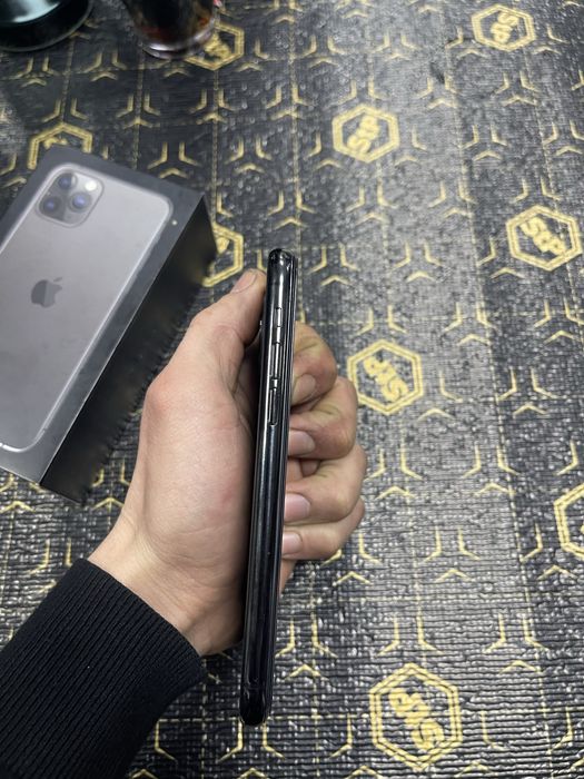 iPhone 11 pro   срочна