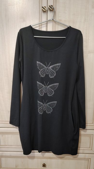 Продам платья, туники