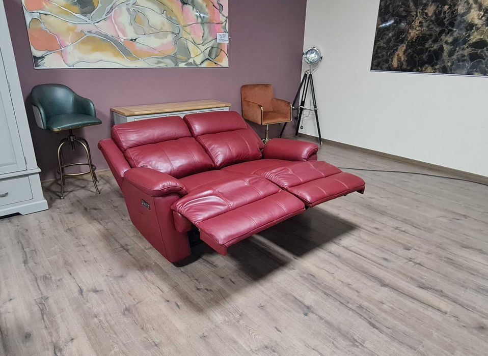Червен кожен диван двойка с електрически релаксиращ механизъм