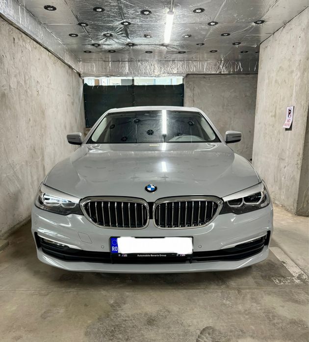 BMW Seria 5 G30 530e