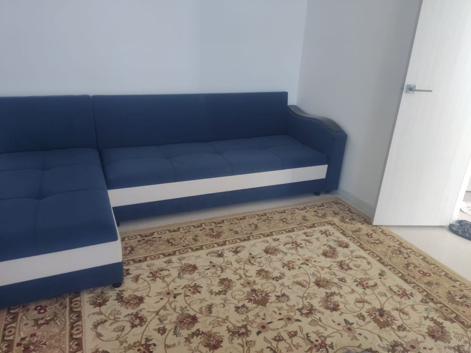 Продам диван в отличном состоянии