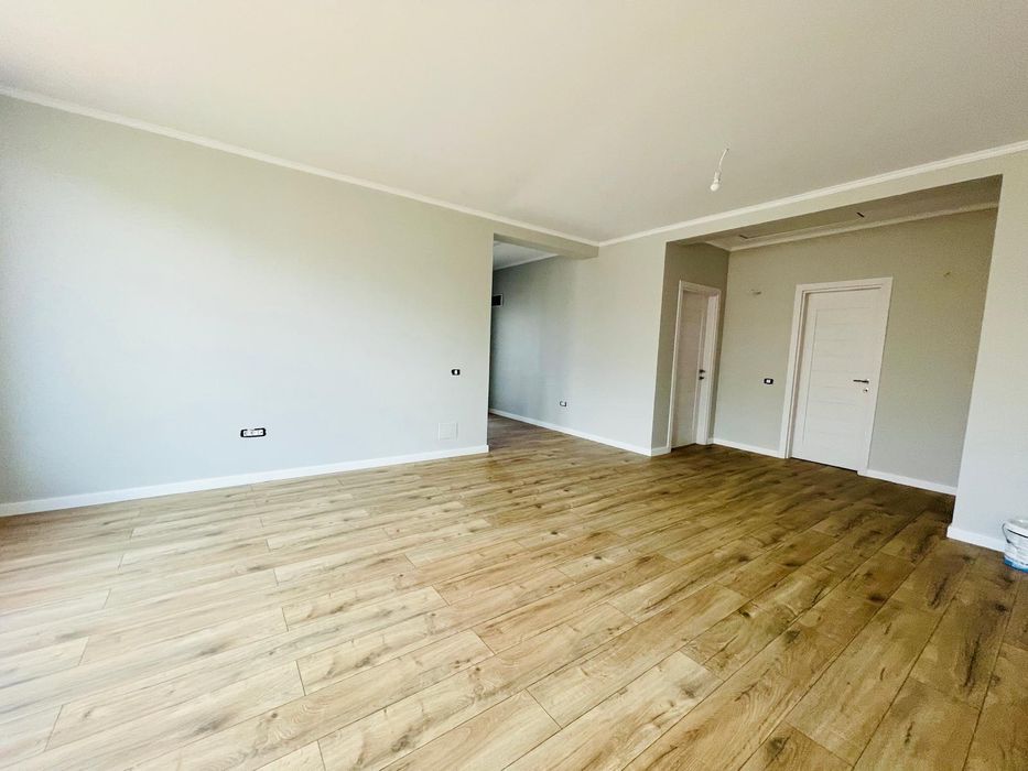 Casa Buftea - Crevedia PREMIUM, Proprietar