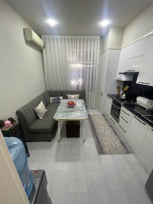 Срочно Продается 4х комнаьная квартира , дуплекс