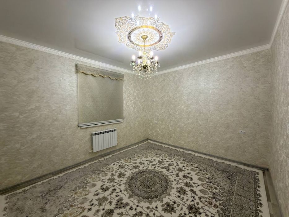 Урганч шахар КАМИШ ГАМБУРГ ёнида Янги домда  1 хонали кв сотилад