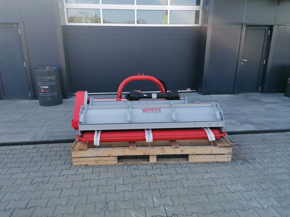 Tocator resturi vegetale VENTURA URAL 200