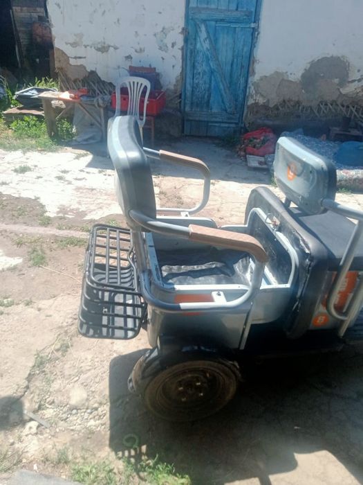 Продам срочно трицикл