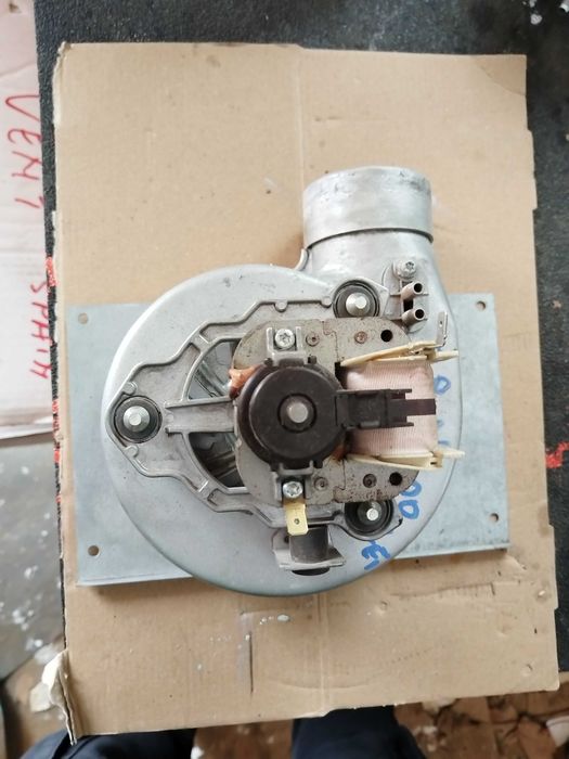 Ventilator 38 de wați centrala termica cu senzor