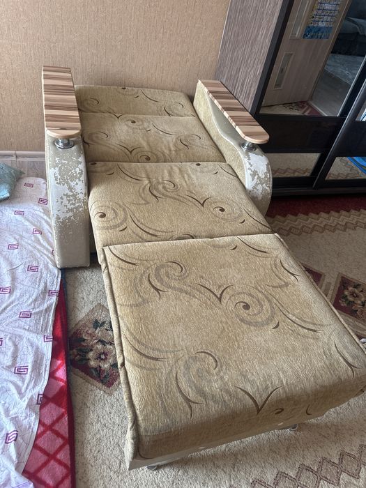 Продам раскладное кресло-кровать!