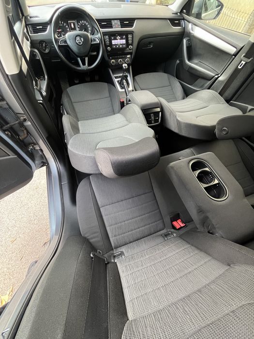 Skoda Octavia 2.0tdi Elegamce  150cp recent adusa