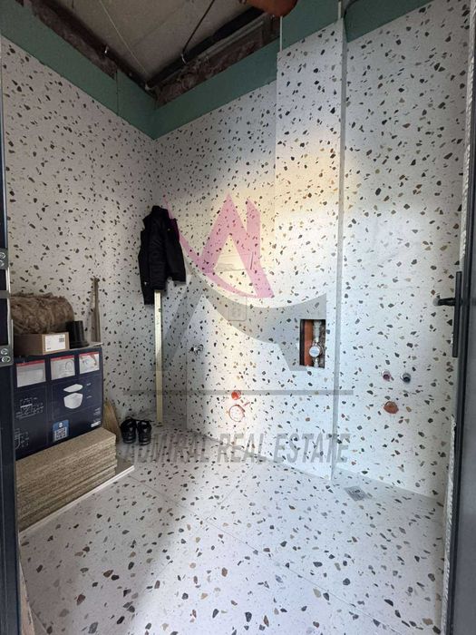 Дава се под наем Магазин в Варна, Изгрев - 52 кв.м за 598.23 € - Снимка #6