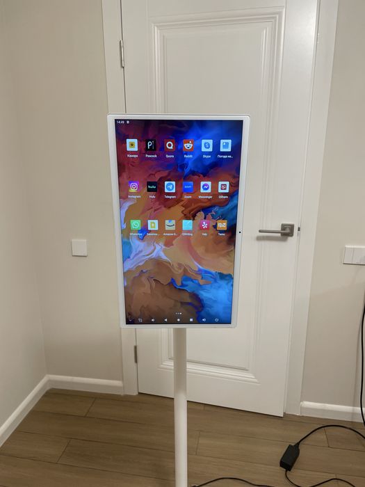 Smart display , ходящий телевизор