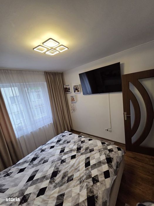 Etaj 3 - Apartament 3 camere - mobilat - Dacia Bicaz