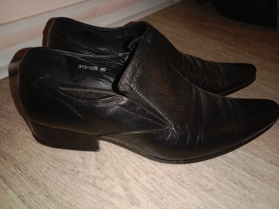 Продаю ботинки мужские