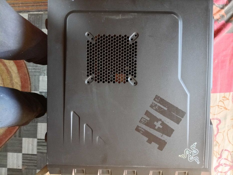 Carcasa PC  din Clasa Premium Midlle Tower ''CoolerMaster ''