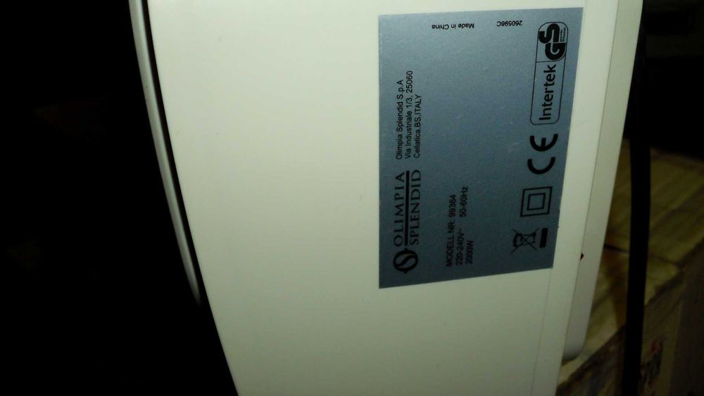 Вентилаторна печка OLIMPIA  за стена/ баня / 2000 W, LED Дистанционно