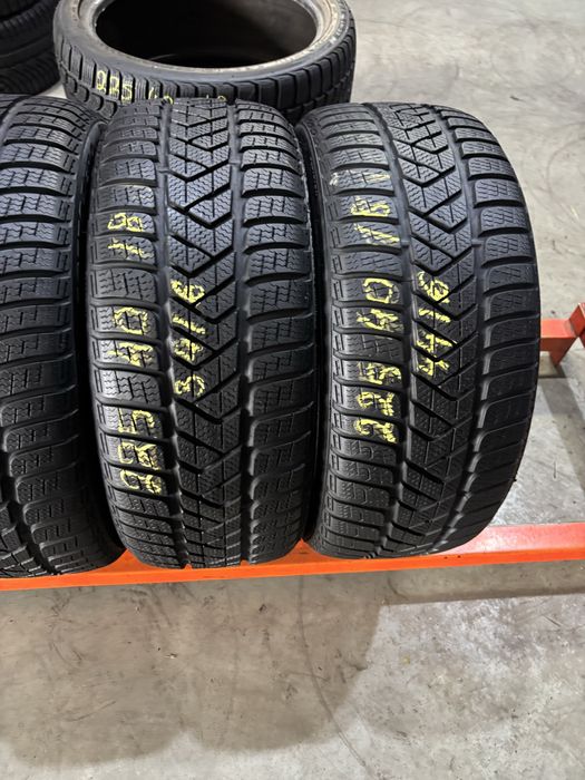 Anvelope Iarna 225/40/18 Pirelli SottoZero 3 225 40 18 R18