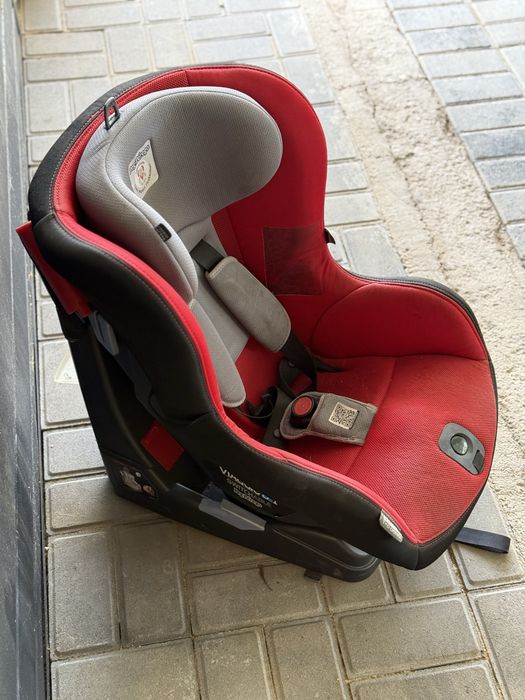 Продам автокресло Pegperego
