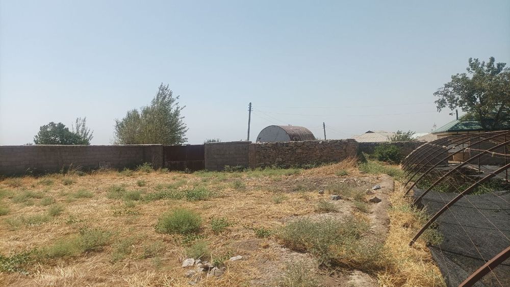 Ховли , участка ер парник сотилади