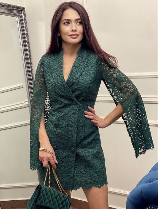 Avin рокля от луксозна дантела Emerald