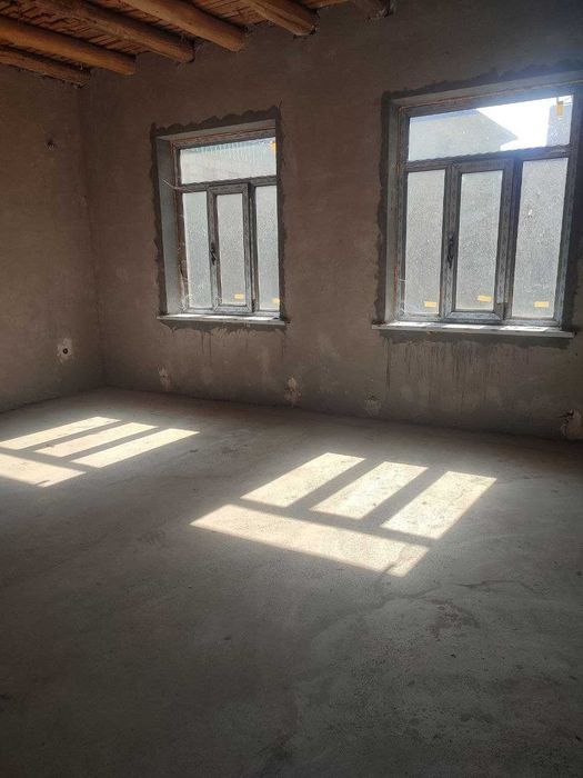 Дом 5 комнат на участке 5 соток Тузель-1